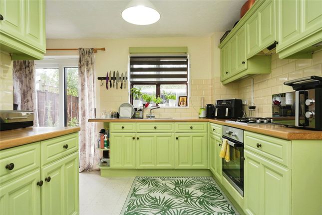 23, Fairwater Close, Worcestershire photo 3