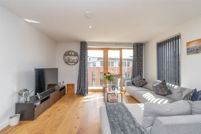 Thumbnail Flat for sale in Hughes Close, Edinburgh