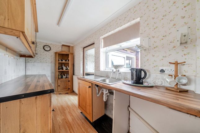 49, Abbots Walk, Ashford photo 4