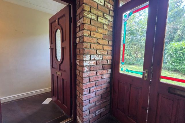 1 Moss Bank House, 17 Capitol Close, Bolton photo 5