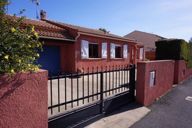 Thumbnail Villa for sale in Beziers, Languedoc-Roussillon, 34500, France