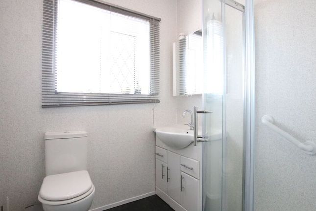 23, North Cresent, Washington photo 2