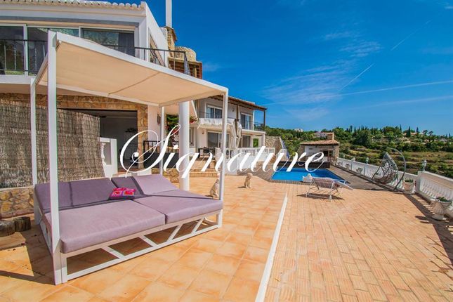 Villa for sale in 8000 Estói, Portugal