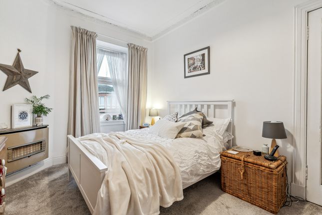 Flat for sale in Skirving Street, Shawlands, Glasgow