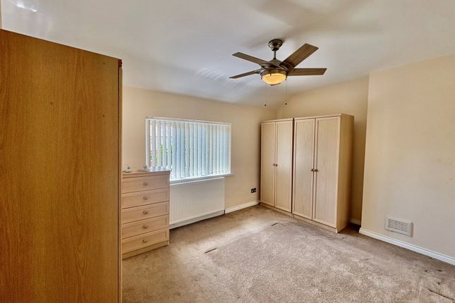 109, Swan Street, Brierley Hill photo 5