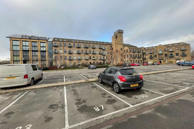 Flat for sale in Ledgard Wharf, Mirfield