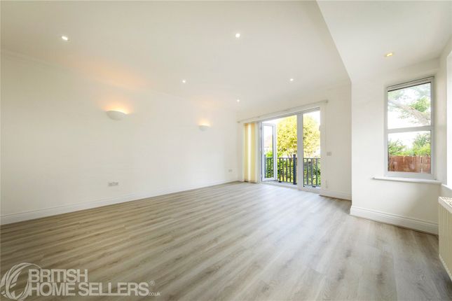 2B,, The Oval, Surrey photo 4