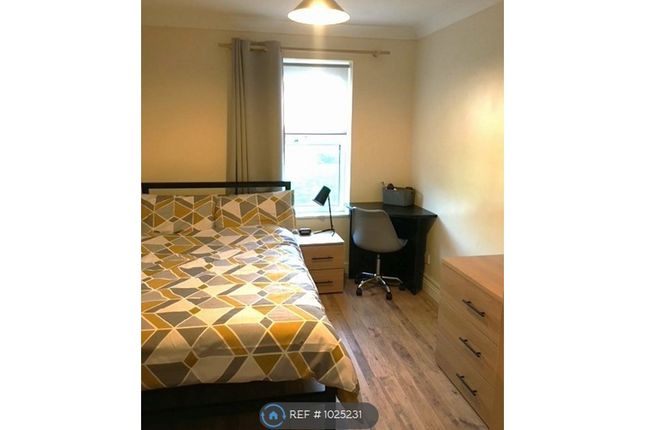 Thumbnail Room to rent in St. Edmunds Close, Erith