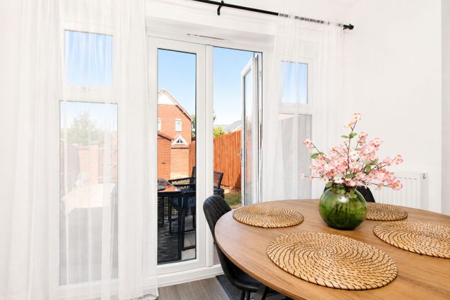 92, Badger Road, Thornbury photo 4