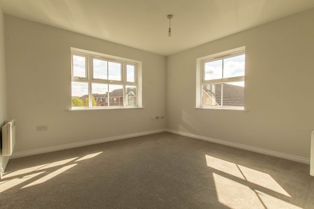 Flat to rent in Verney Road, Banbury
