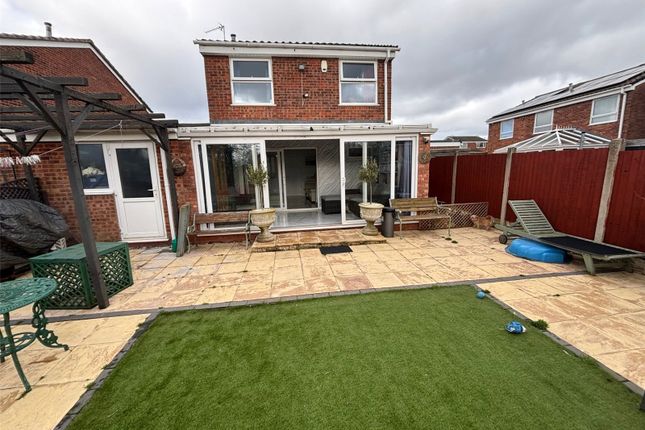 8, Peveril Bank, Telford photo 2