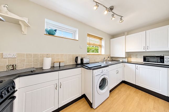 640, Bentley Avenue, Herne Bay photo 5