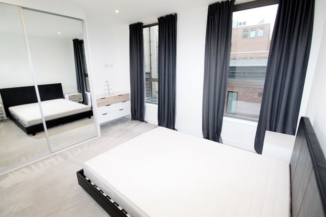 Flat 16 Gatsby Apartments, 12 Gunthorpe Street, London photo 3