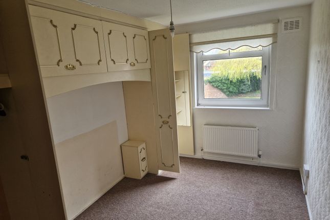 Flat to rent in Green Park, Netherton, Bootle