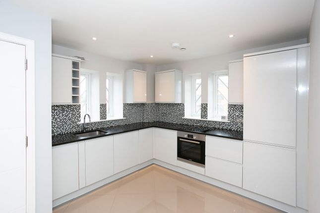 Essoldo Court, Watford photo 2