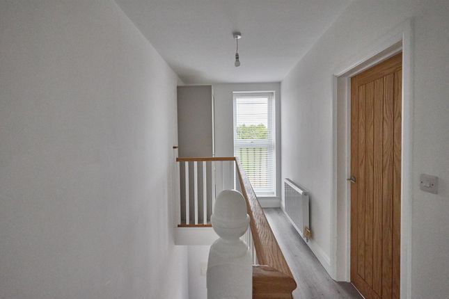2A, Windsor Street, Burbage photo 3