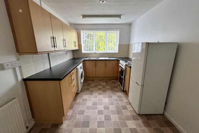 84, Bryn Cadno, Colwyn Bay photo 4