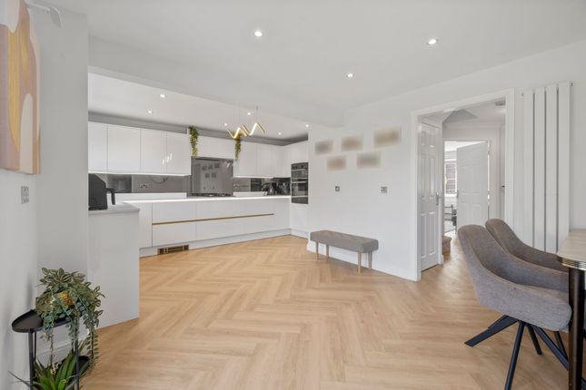 23 Breydon Gardens, St. Helens photo 4
