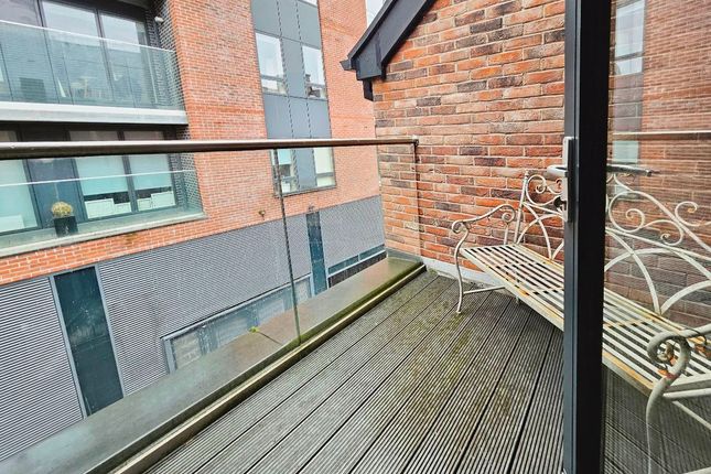 Flat for sale in Loom Street, Manchester