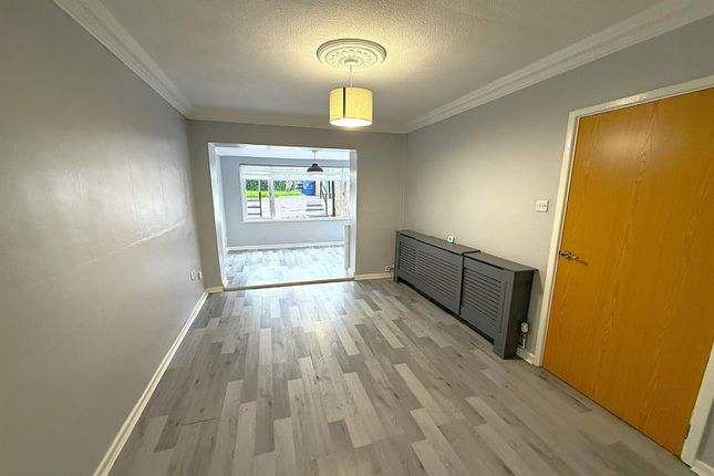 33A, Woodthorpe Road, Sheffield photo 4