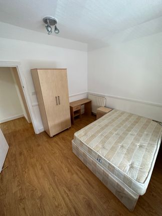 87, Bell Lane, London photo 5