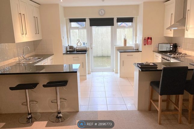 Harlow House, Harlow Moor Drive, Harrogate photo 2