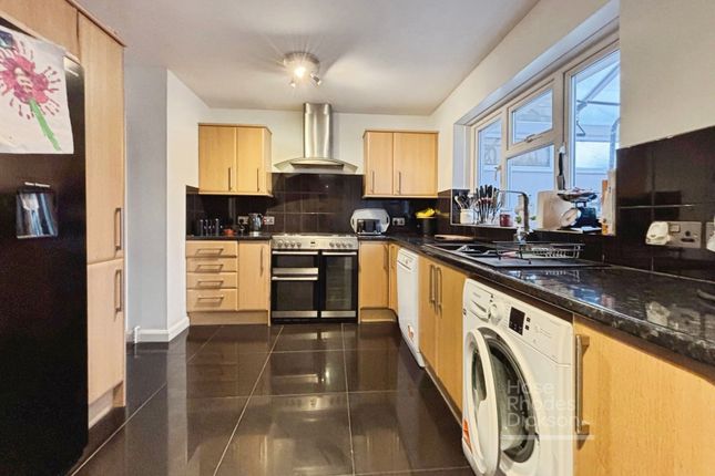 8, Mayfield Drive, Isle of Wight photo 2