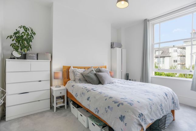 Flat 7, Gilmour House 14-16 Albany Villas, Hove photo 4