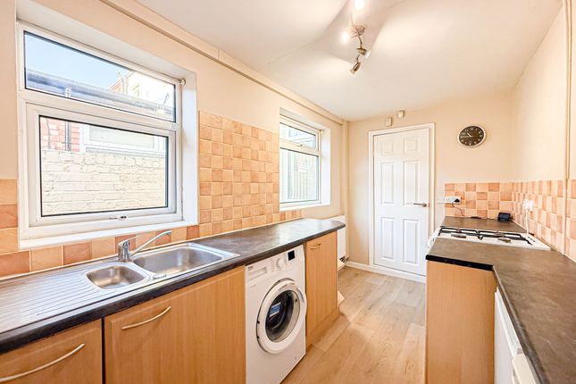 13 Ivy Avenue, Liverpool photo 2