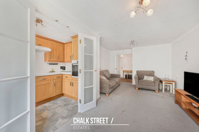 Draper Court,Flat 38, Mavis Grove, Hornchurch photo 4