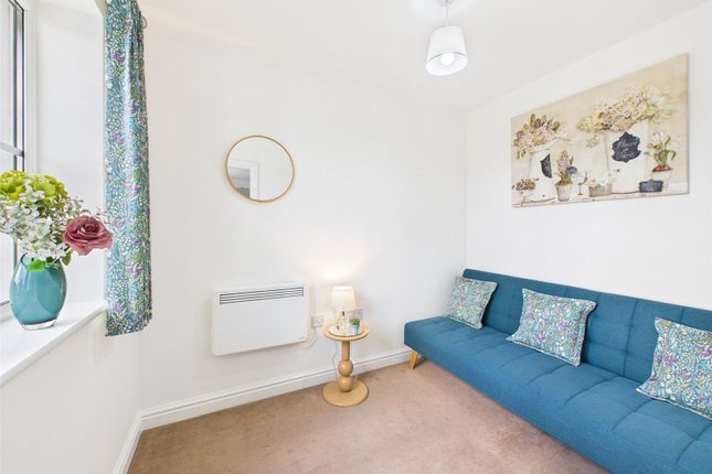 111, Treclago View, Cornwall photo 2