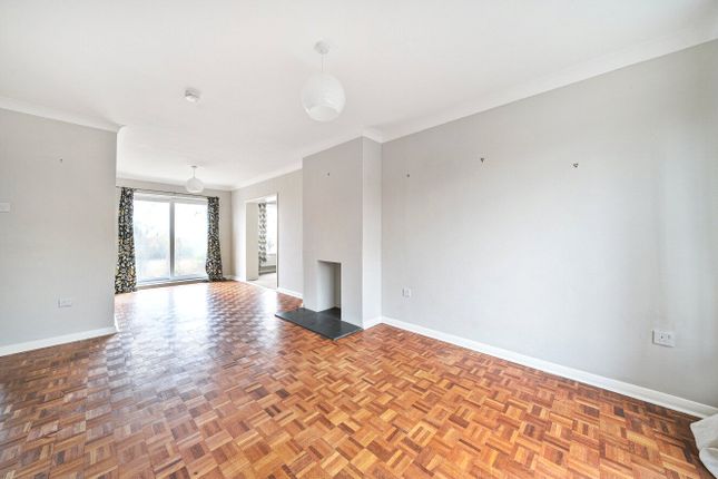 4, Armstrong Avenue, Exeter photo 3