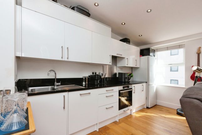 Flat for sale in Upper Charles Street, Camberley