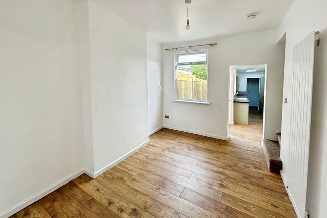 116, Swadlincote Road, Swadlincote photo 4