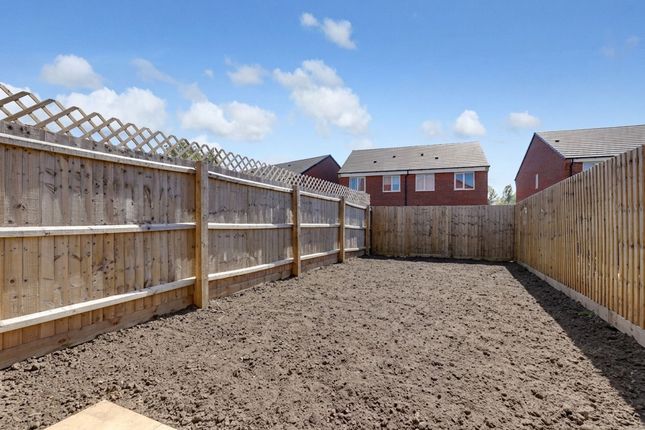14 Rawnsley Drive, Nottingham photo 4