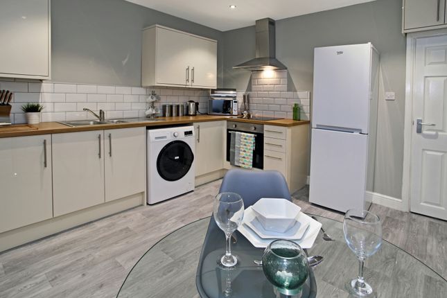 1-bed house on Barnsley, £450/mo