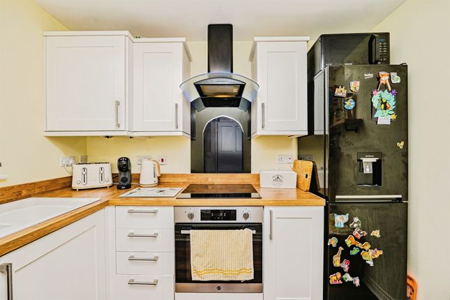25, Llys Y Brwyn, Bridgend photo 4