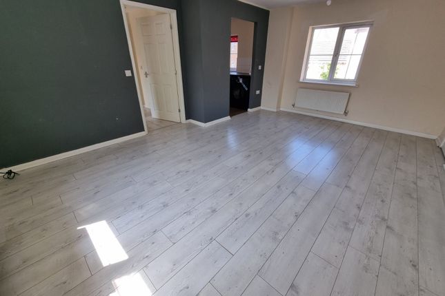41 Malsbury Avenue, Leicester photo 2