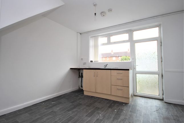 7, Birch Road, Manchester photo 2