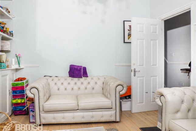 8, Alloa Road, London photo 4