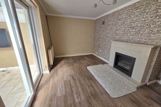 3 Russet Close, Port Talbot photo 2