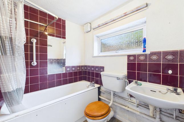 5 Cabot House, Sibland Way, Bristol photo 4