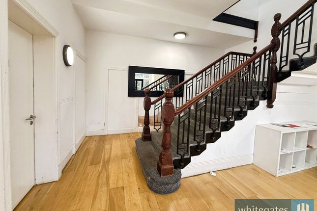 Apartment 4, 12, New Hall, Merseyside photo 2
