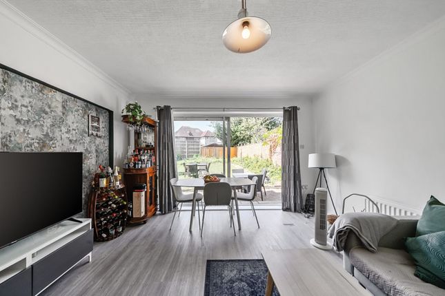 69, Corringway, Ealing photo 3