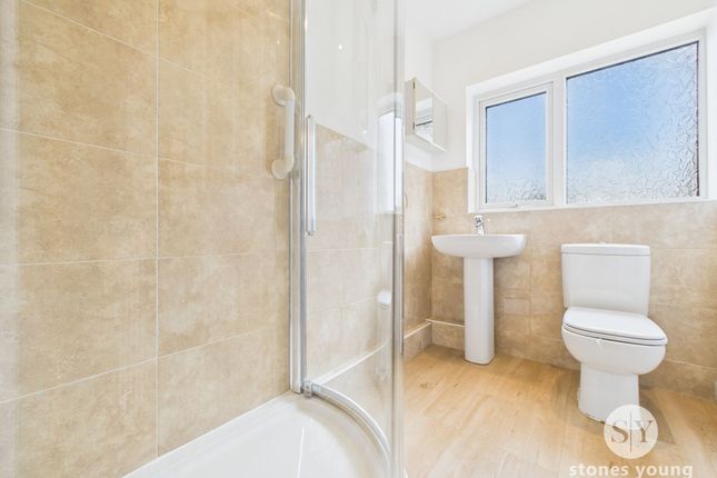 43 Kemp Court Whalley New Road, Blackburn photo 4