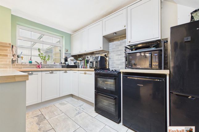 14, Laurelhayes, Ipswich photo 4