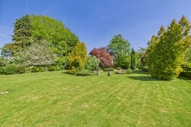 Dunns Glebe, Perry Lane, Princes Risborough photo 2