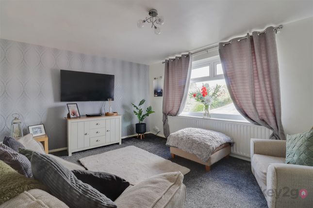 Flat 6, 2, Wadsworth Road, Sheffield photo 2