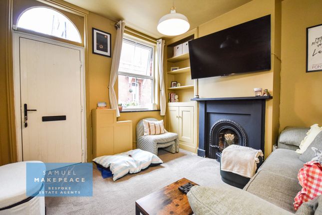21 York Street, Leek photo 2