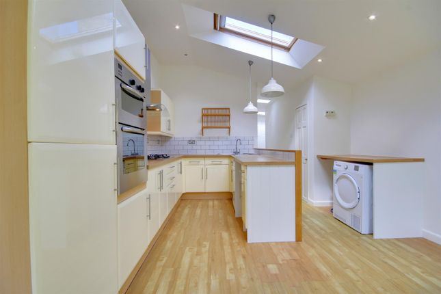 22, London Road, St. Ives photo 3